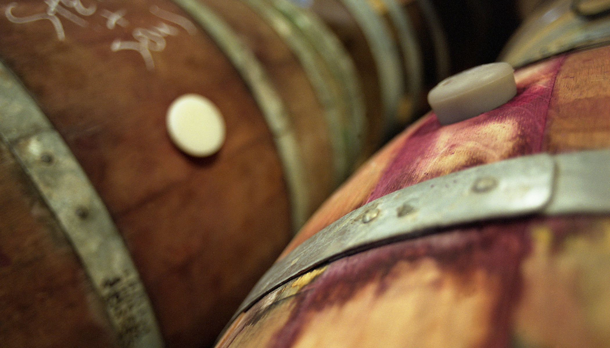 wine barrels for benchmark